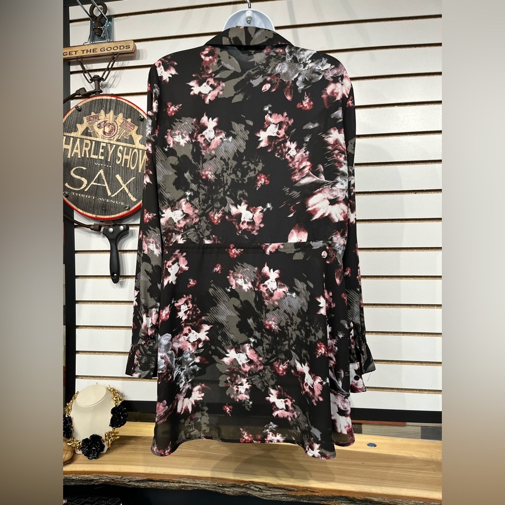 Simply Vera blouse size medium - Picture 5 of 8
